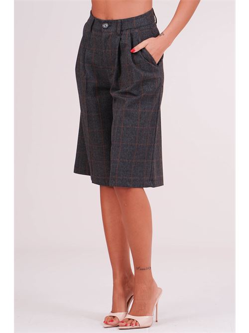 Bermuda Check Another Label | NANCY 63COLCHECK